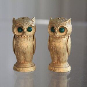Vintage Florenza Gold Tone Metal Owl Salt & Pepper Shaker Set Green Eyes